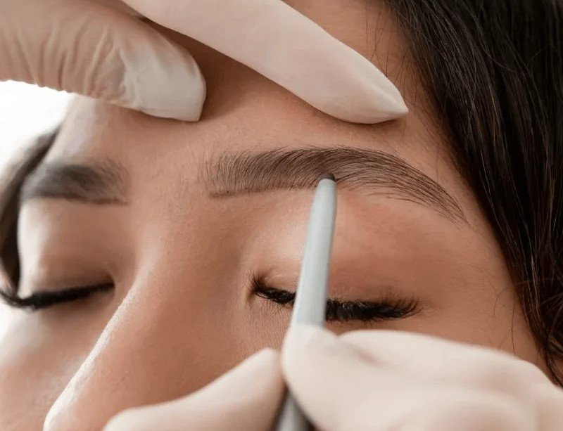 Eyebrow transplant treatment